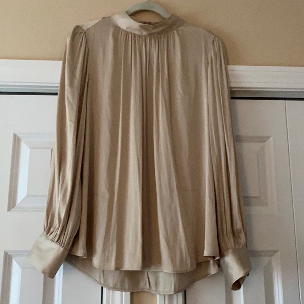 NWT- Mock turtleneck blouse
